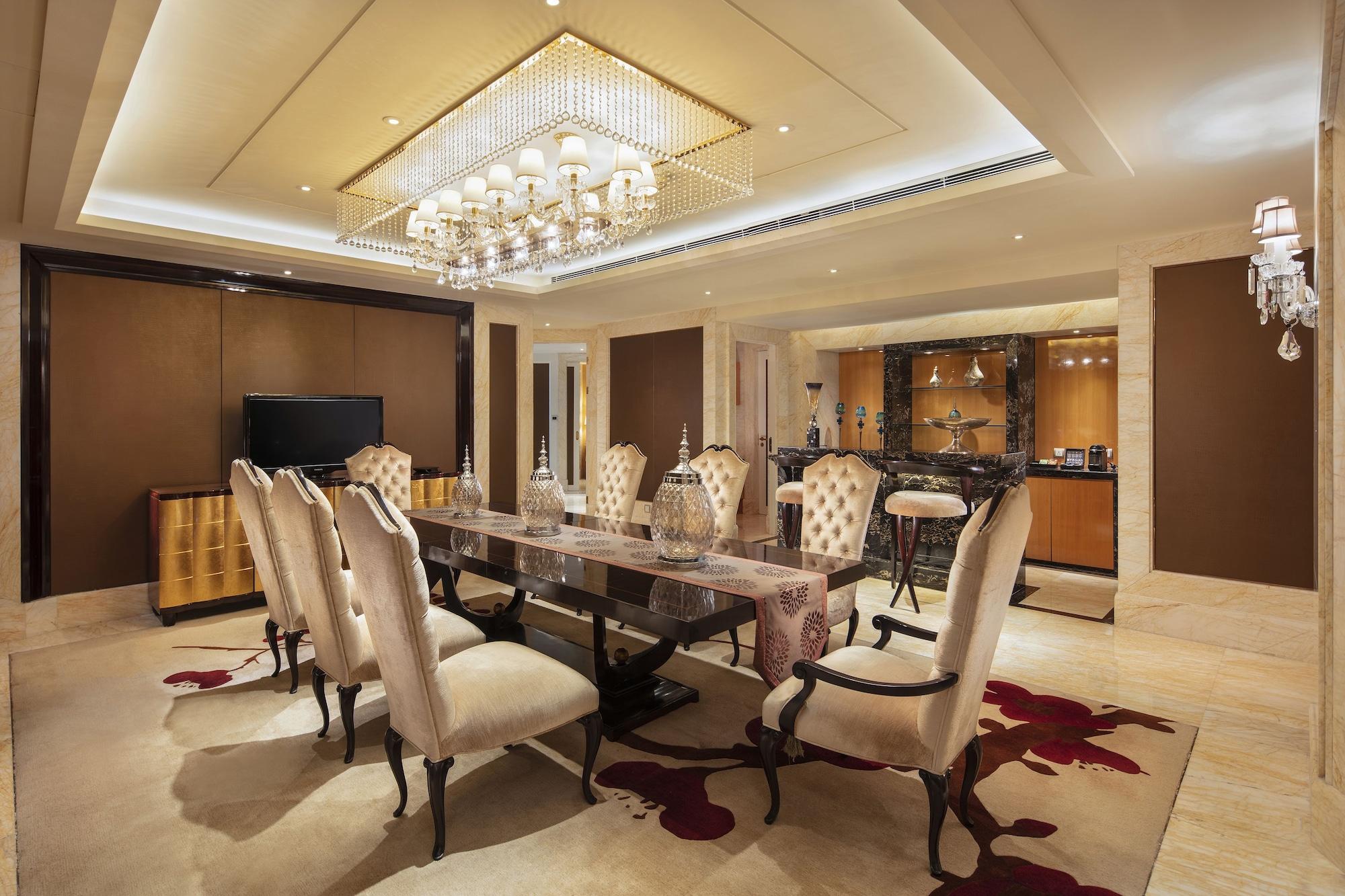 Hilton Guangzhou Baiyun - Free Shuttle For Canton Fair Period, Close To Luhu Golf Club & Leather Market Exteriér fotografie
