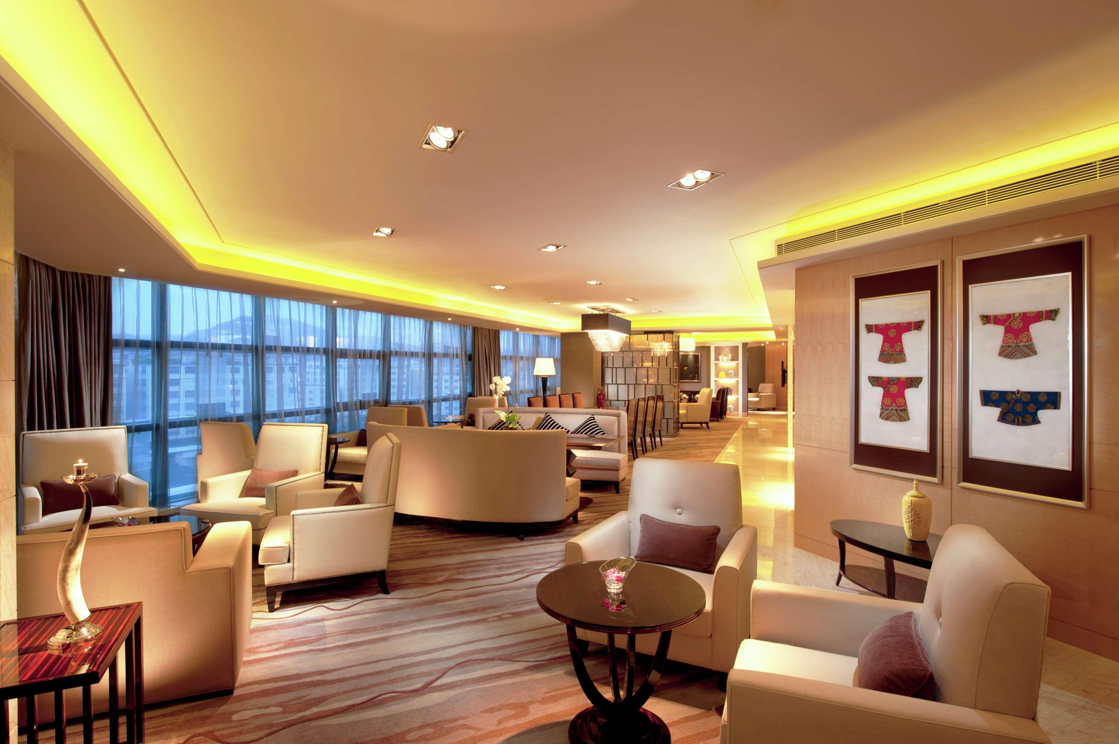 Hilton Guangzhou Baiyun - Free Shuttle For Canton Fair Period, Close To Luhu Golf Club & Leather Market Exteriér fotografie