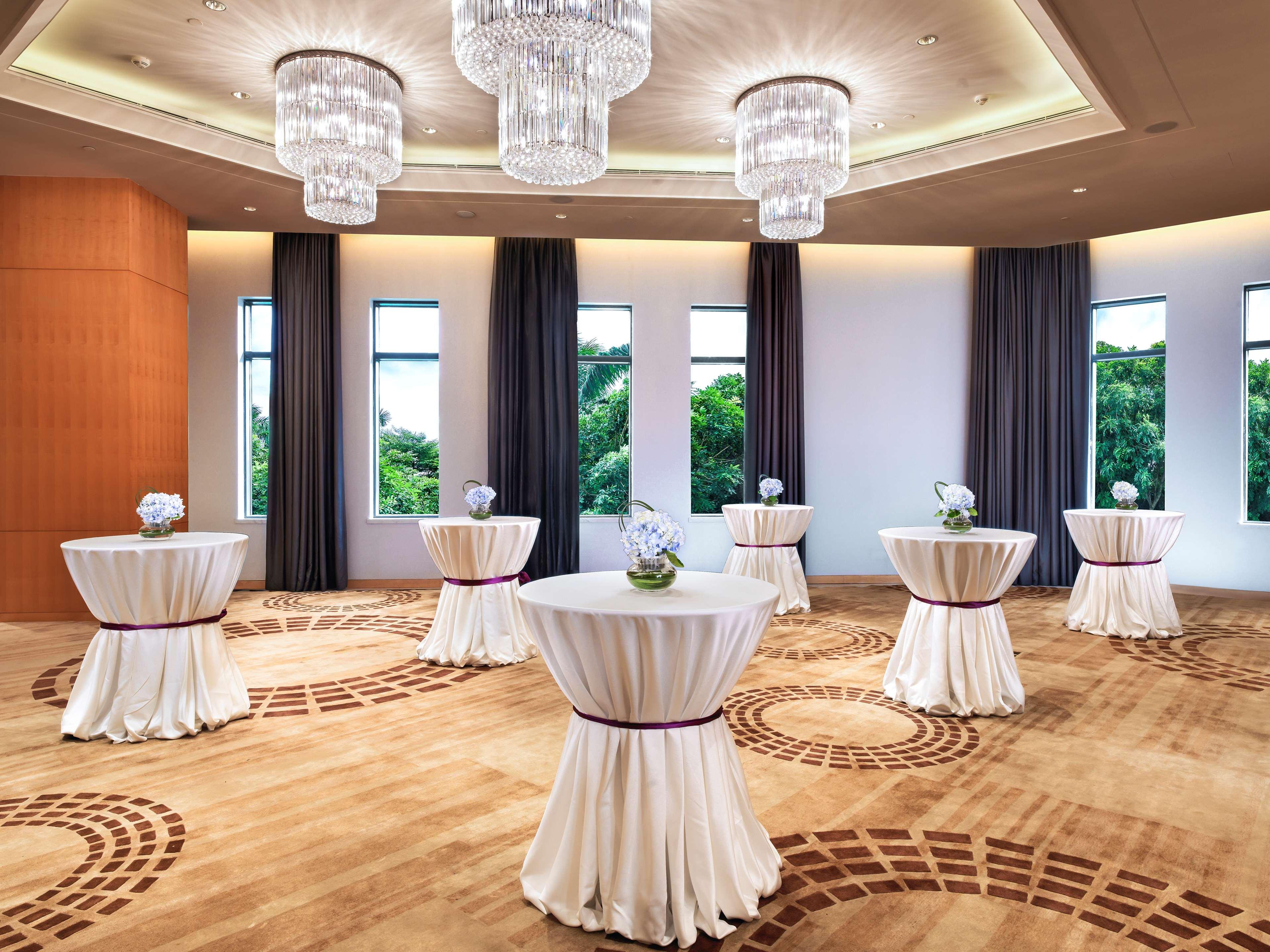 Hilton Guangzhou Baiyun - Free Shuttle For Canton Fair Period, Close To Luhu Golf Club & Leather Market Exteriér fotografie
