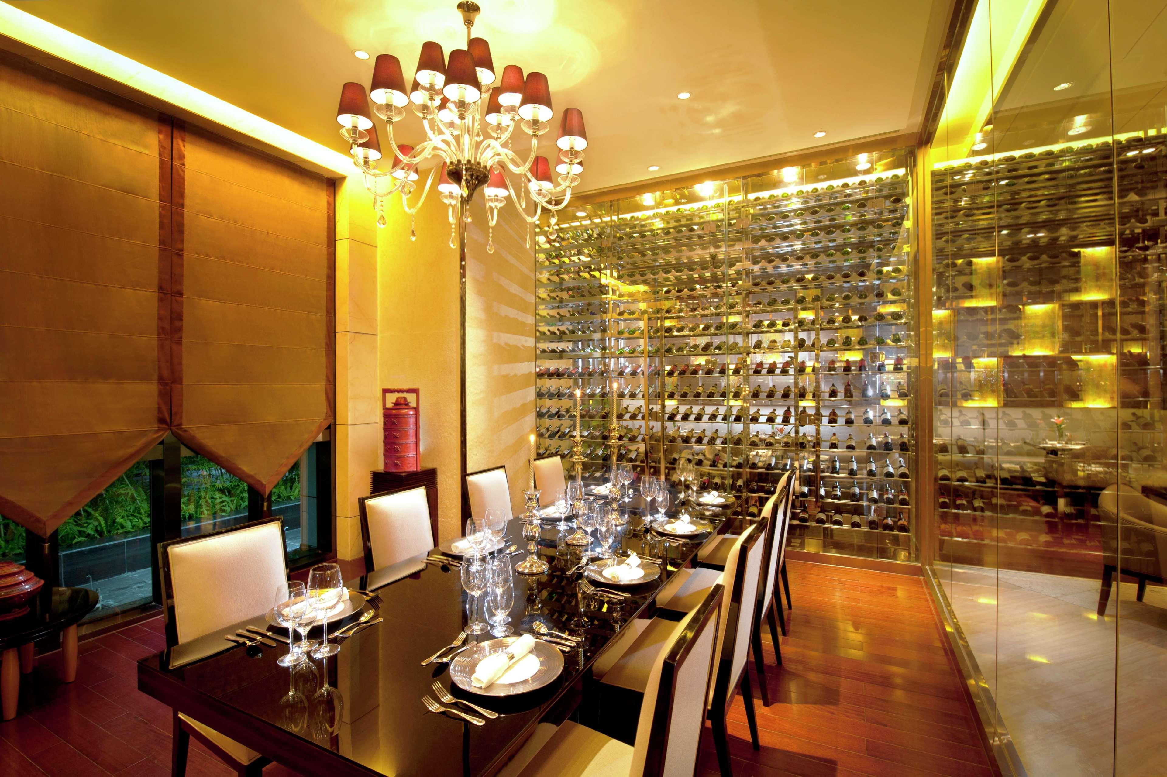 Hilton Guangzhou Baiyun - Free Shuttle For Canton Fair Period, Close To Luhu Golf Club & Leather Market Exteriér fotografie